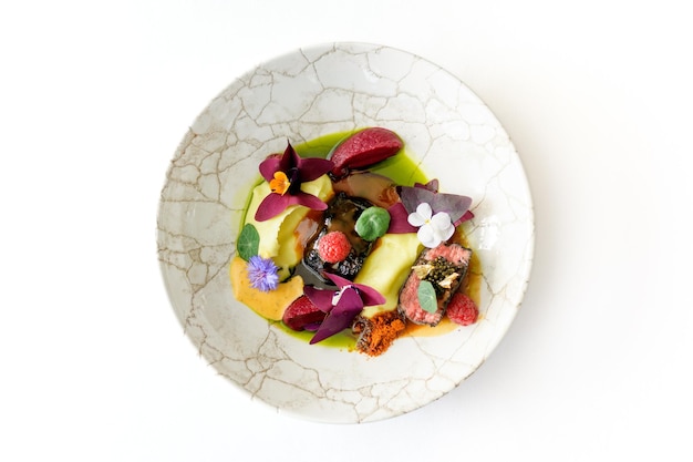 Taliz z kolorowymi potrawami